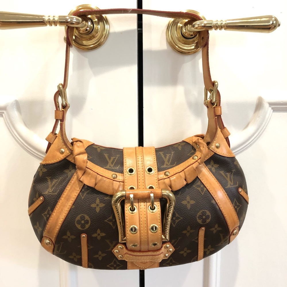 Louis Vuitton Vintage Leonor Monogram Ruffle Bag